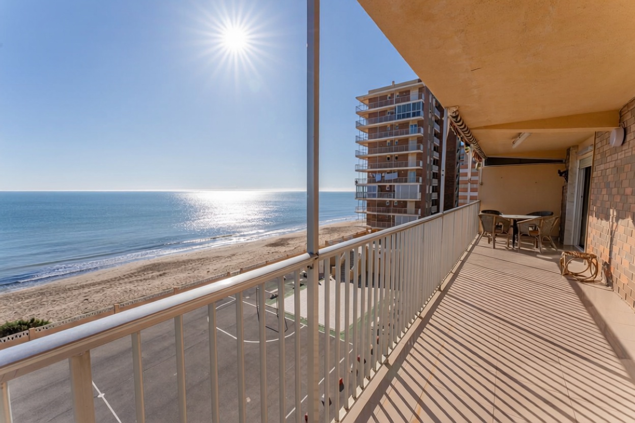 Appartement en première ligne de plage à Elche