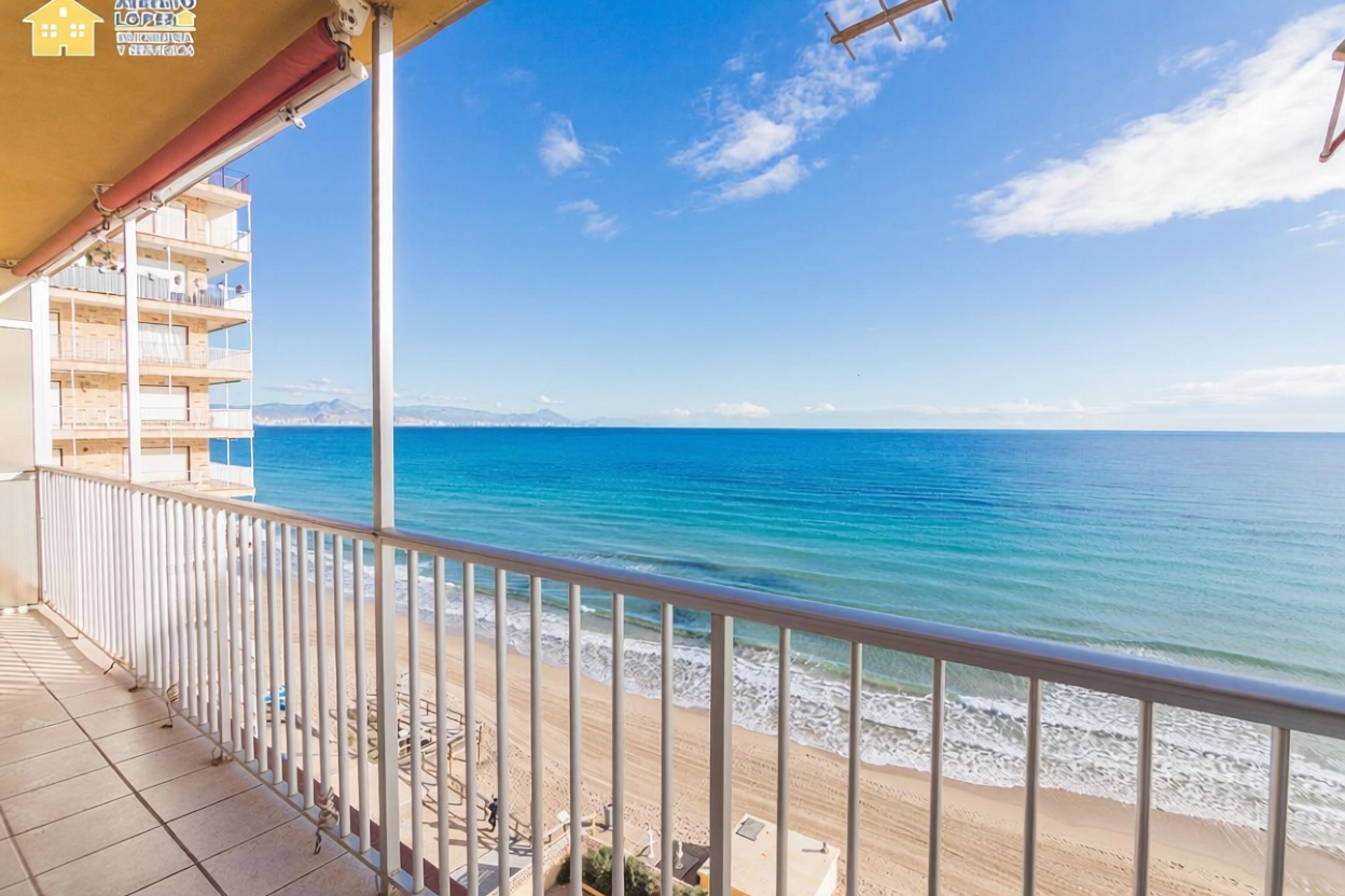Appartement en première ligne de plage à Elche