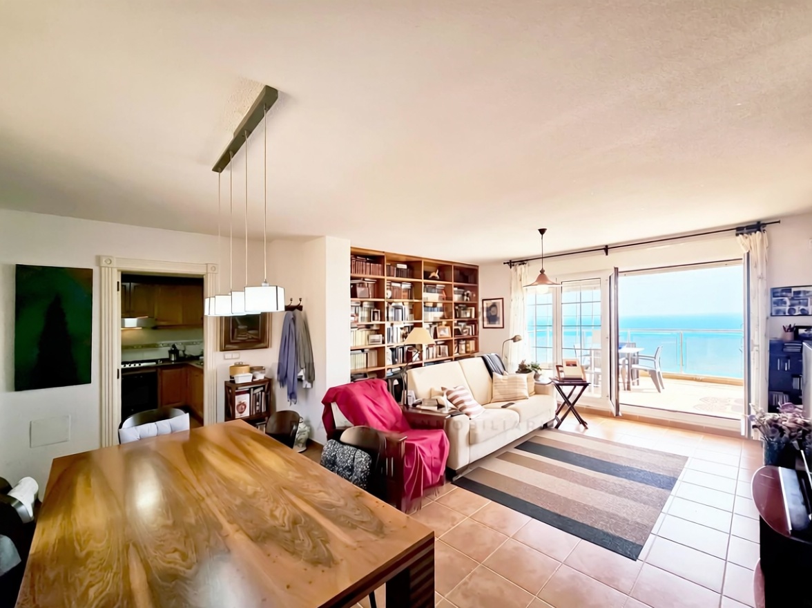 Chalet avec accès direct à la plage à Orio — Séjour