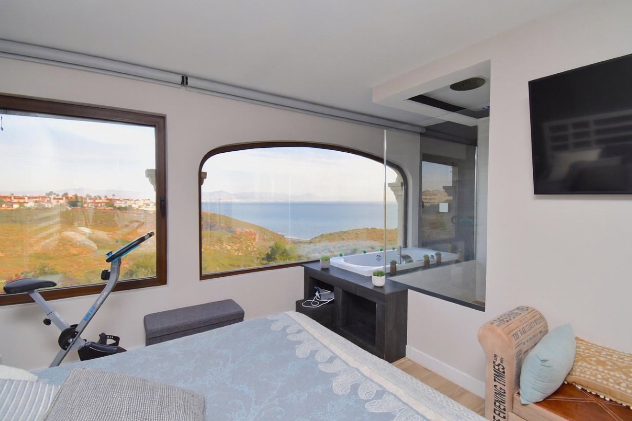 Chalet com acesso direto à praia em Alicante — Quarto