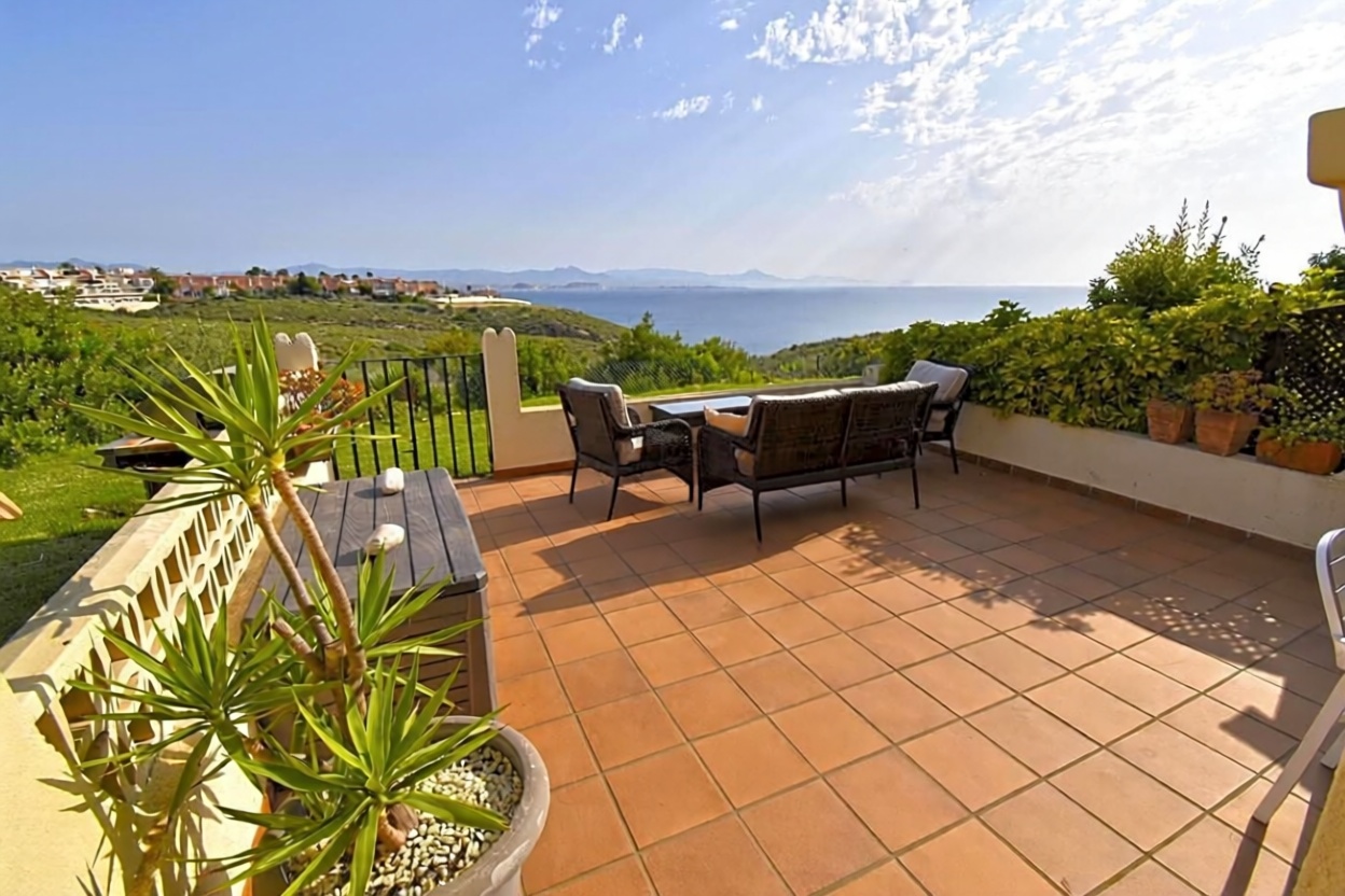 Chalet mit direkter Strandzugang in Orio