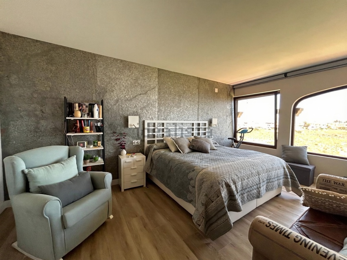 Chalet com acesso direto à praia em Alicante — Quarto