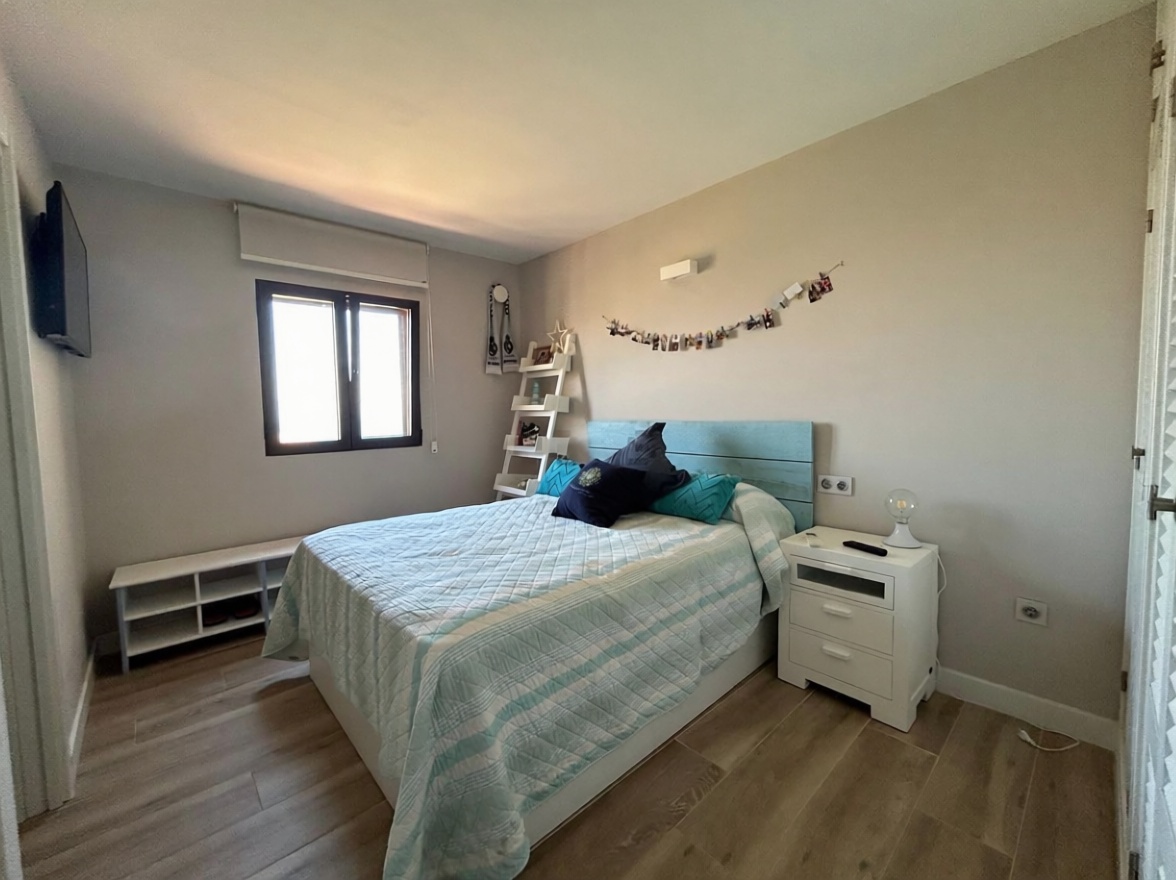 Chalet com acesso direto à praia em Alicante — Quarto