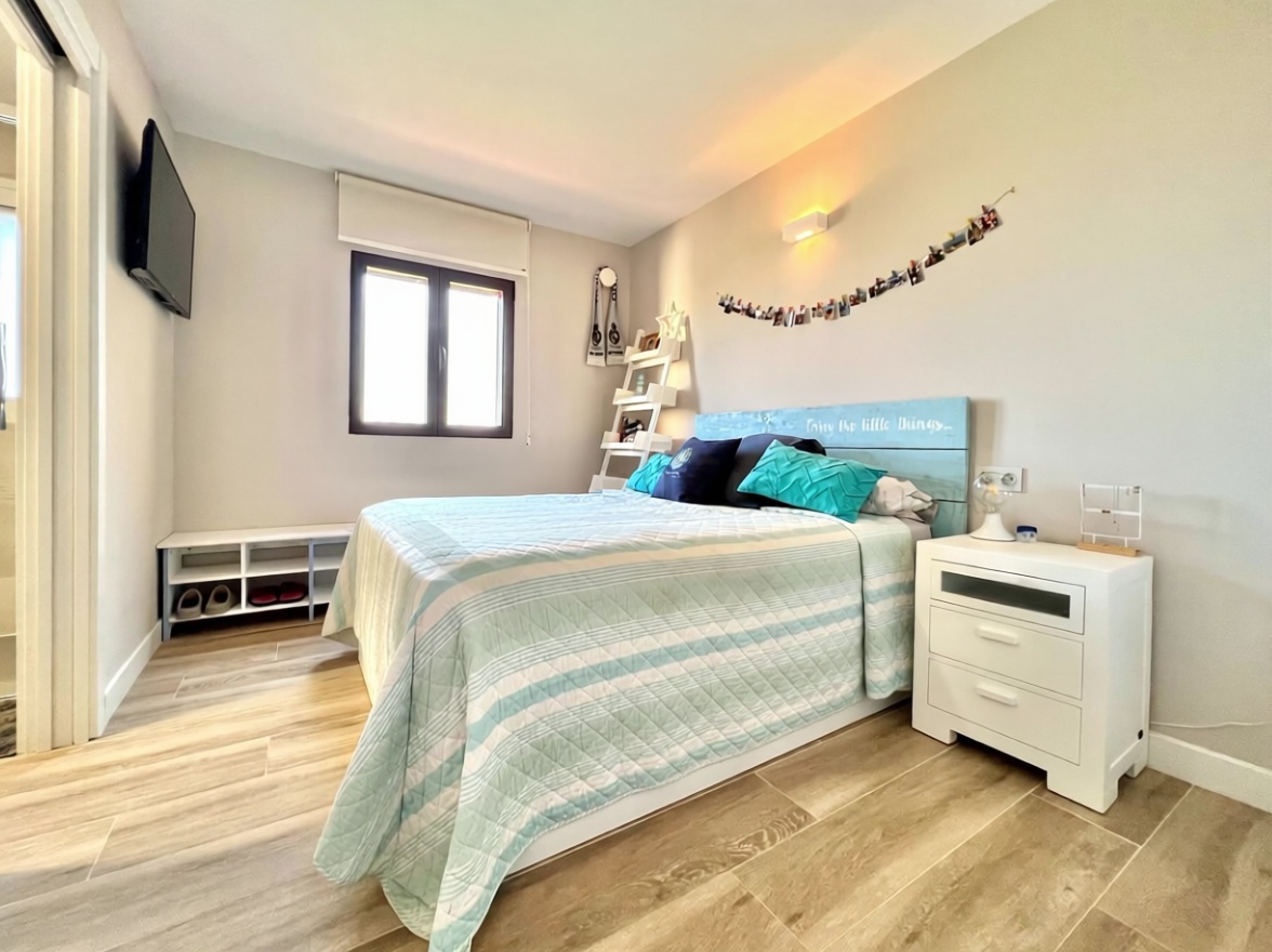 Chalet com acesso direto à praia em Alicante — Quarto