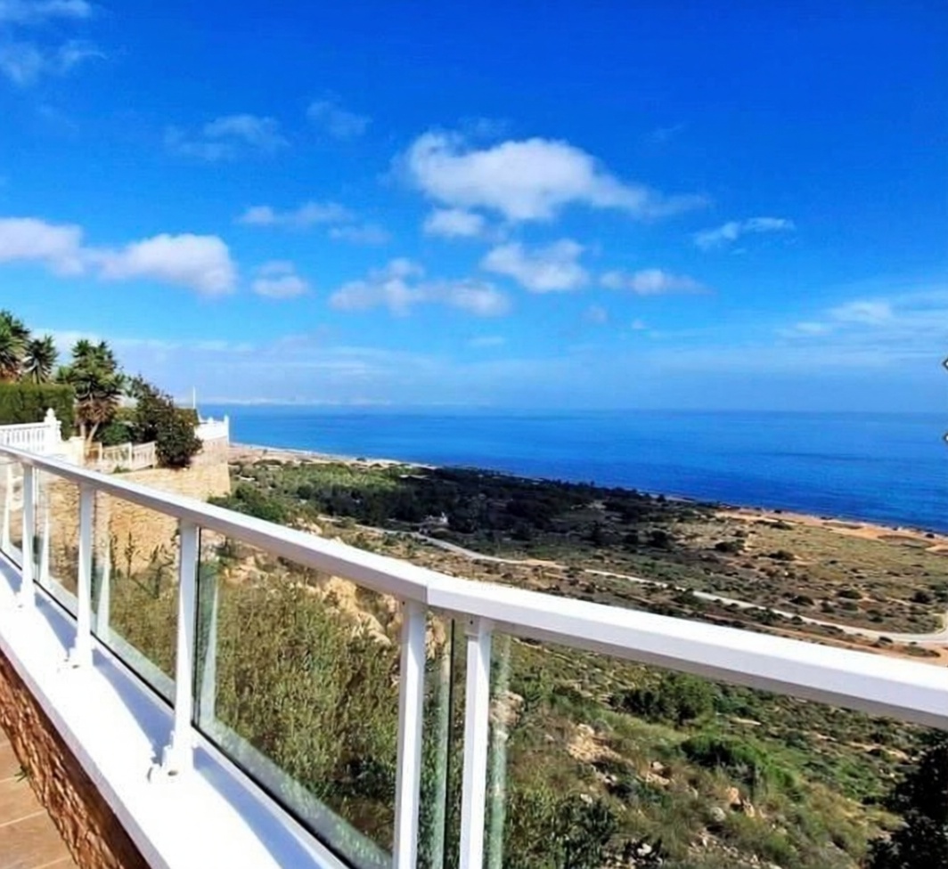 Chalet com acesso direto à praia em Alicante — Terraço mar