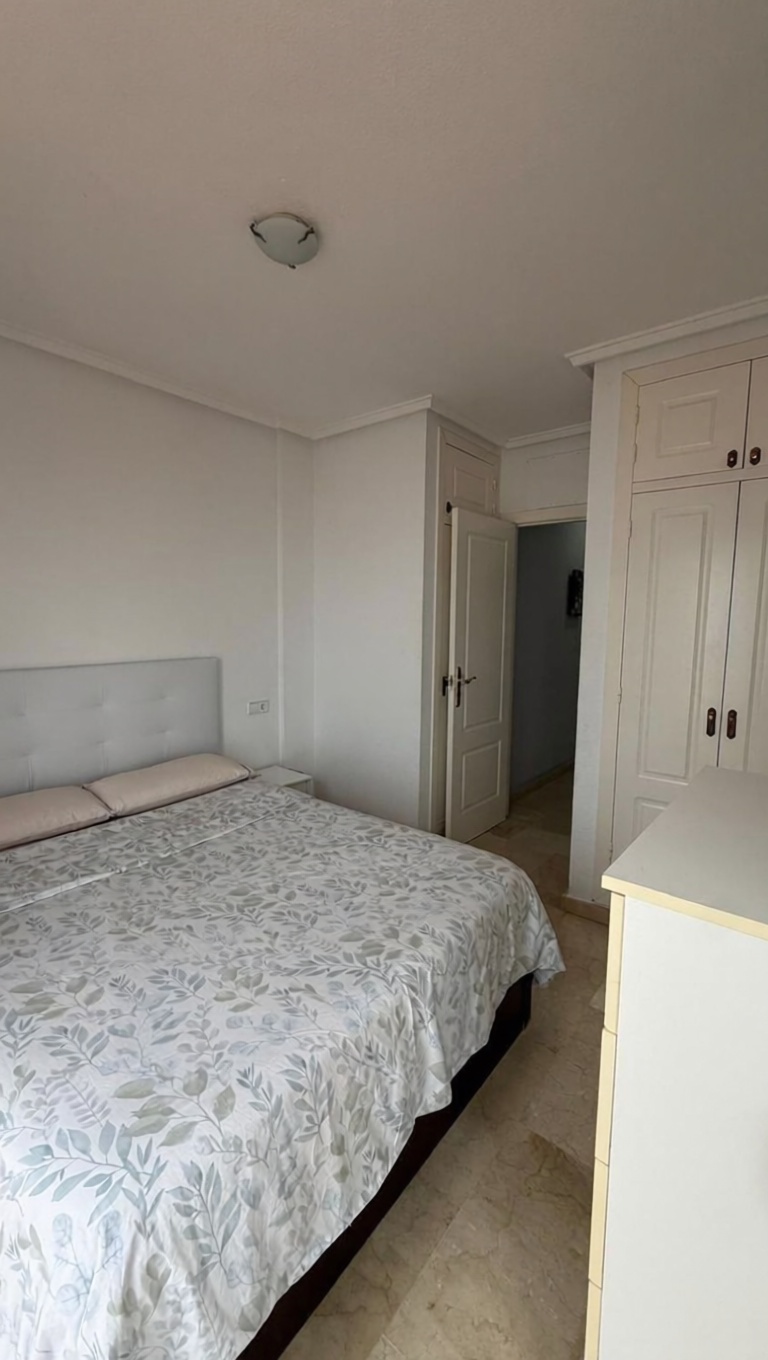 Chalet com acesso direto à praia em Alicante — Quarto