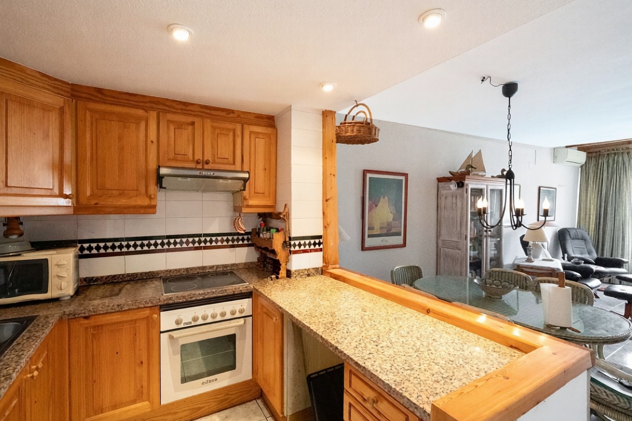 Chalet con acceso directo a playa en Orio — Cocina