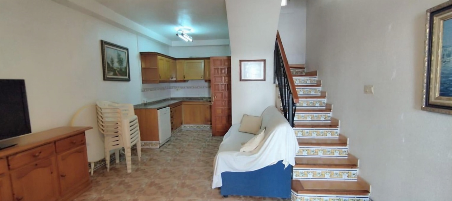 Chalet mit direkter Strandzugang in Santa Pola — Wohnzimmer