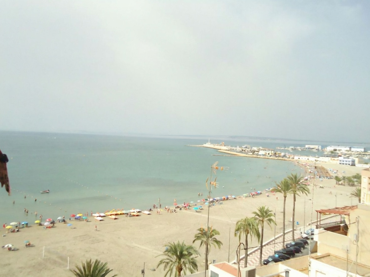 Wohnung in erste Strandlinie in Santa Pola — Meerblick