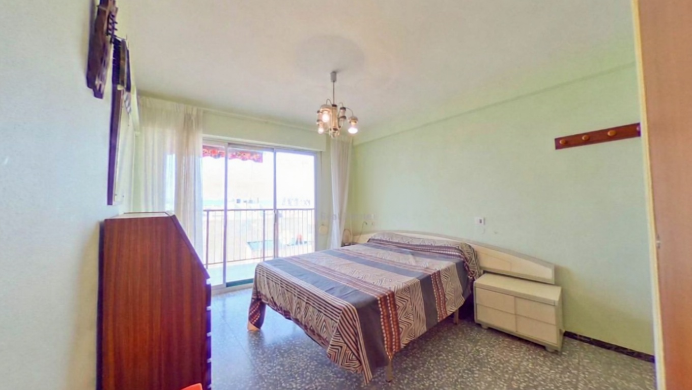 Wohnung in erste Strandlinie in Santa Pola — Schlafzimmer