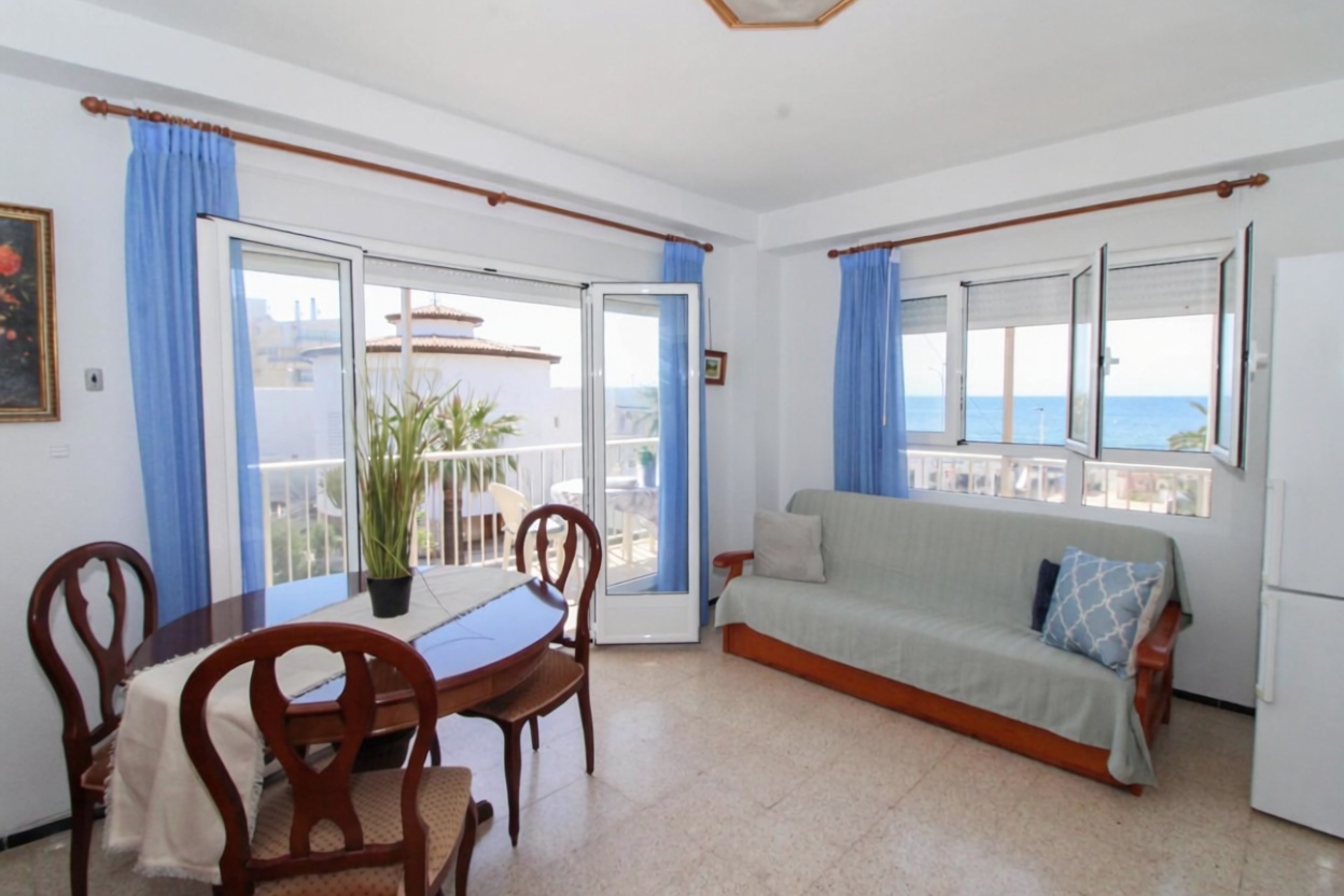 Wohnung in erste Strandlinie in Santa Pola — Küche