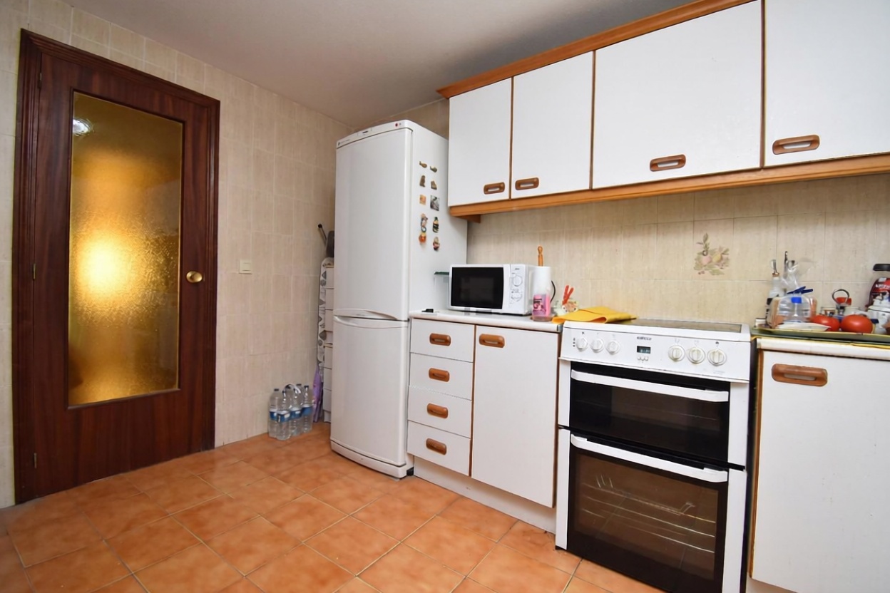 Wohnung in erste Strandlinie in Santa Pola — Küche