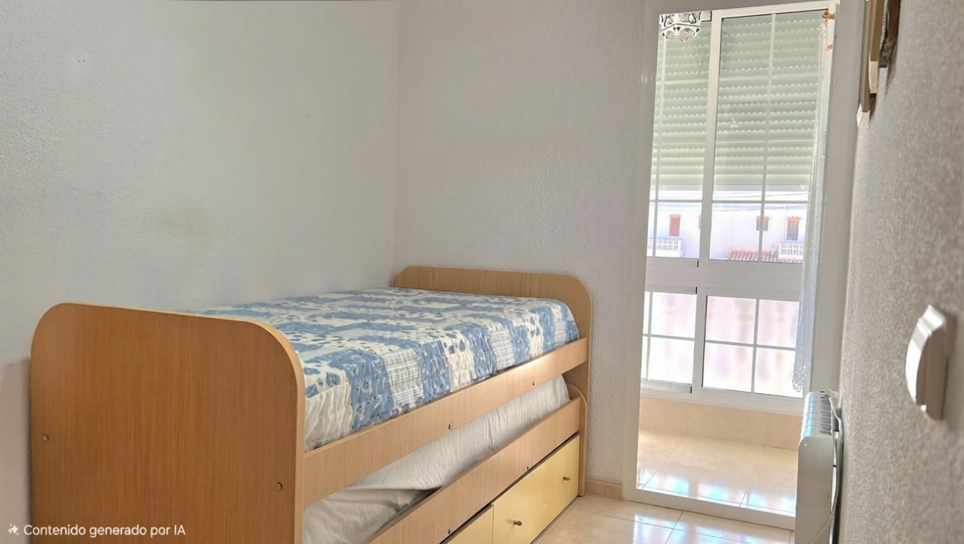 Chalet mit direkter Strandzugang in Santa Pola — Schlafzimmer