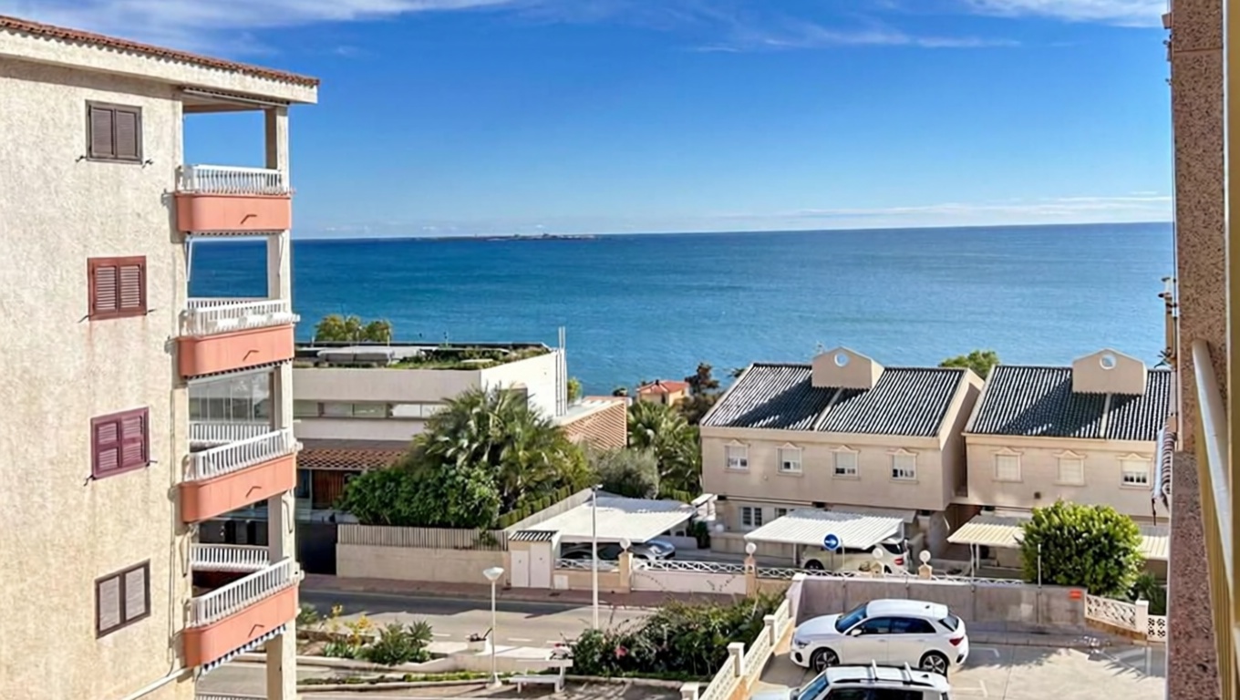 Wohnung in erste Strandlinie in Santa Pola — Meerblick