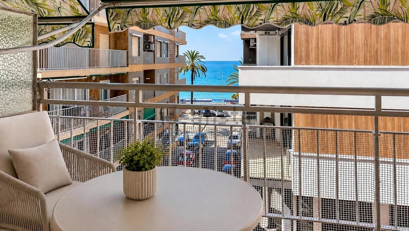 Wohnung in erste Strandlinie in Santa Pola