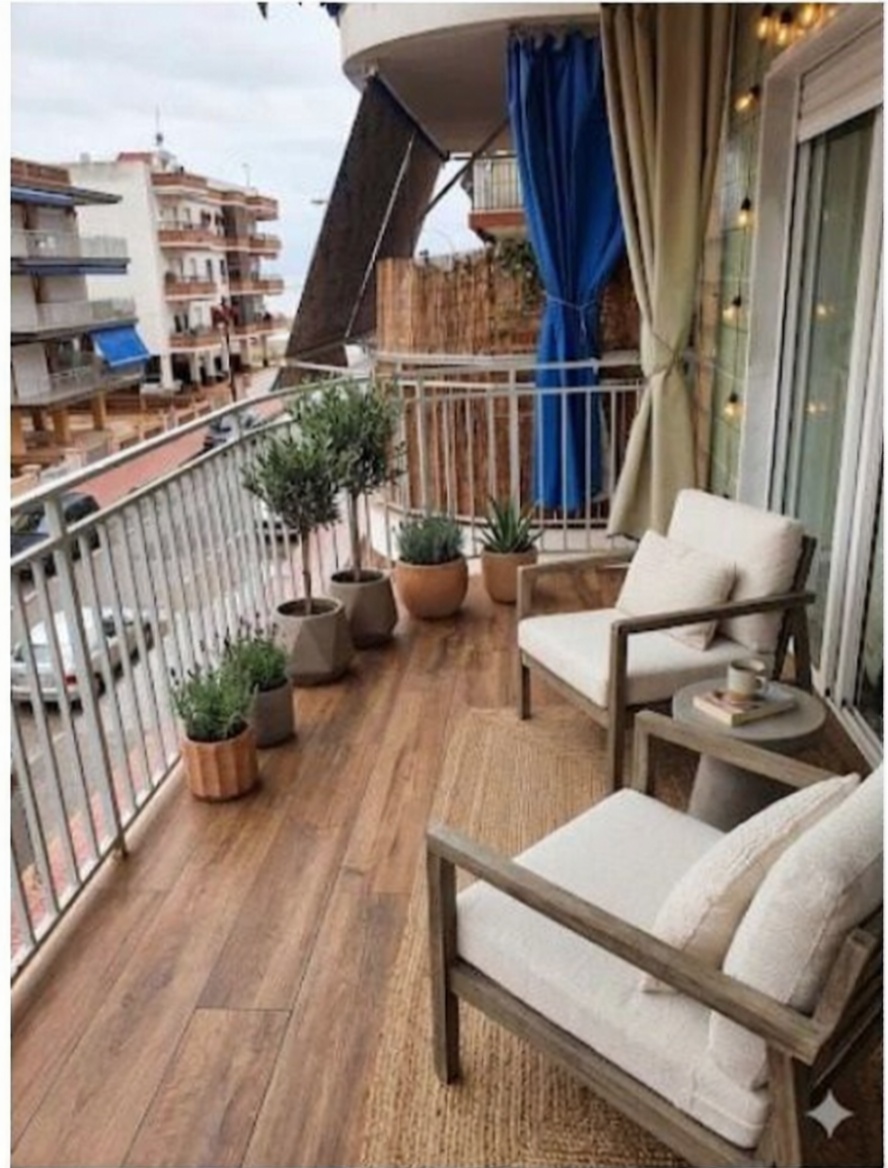 Piso en primera línea de playa en Santa Pola — Terraza mar