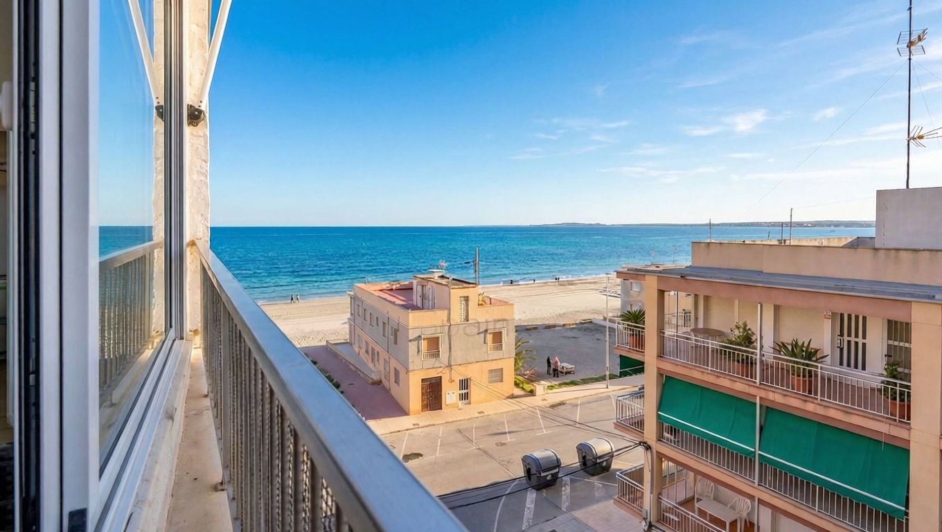 Wohnung in erste Strandlinie in Santa Pola — Meerblick