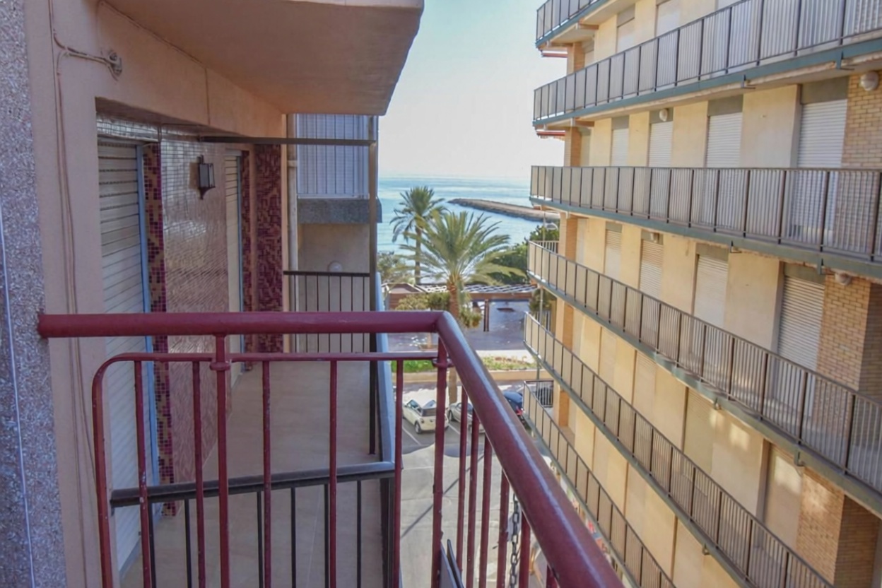 Appartement en première ligne de plage à Santa Pola — Terrasse mer