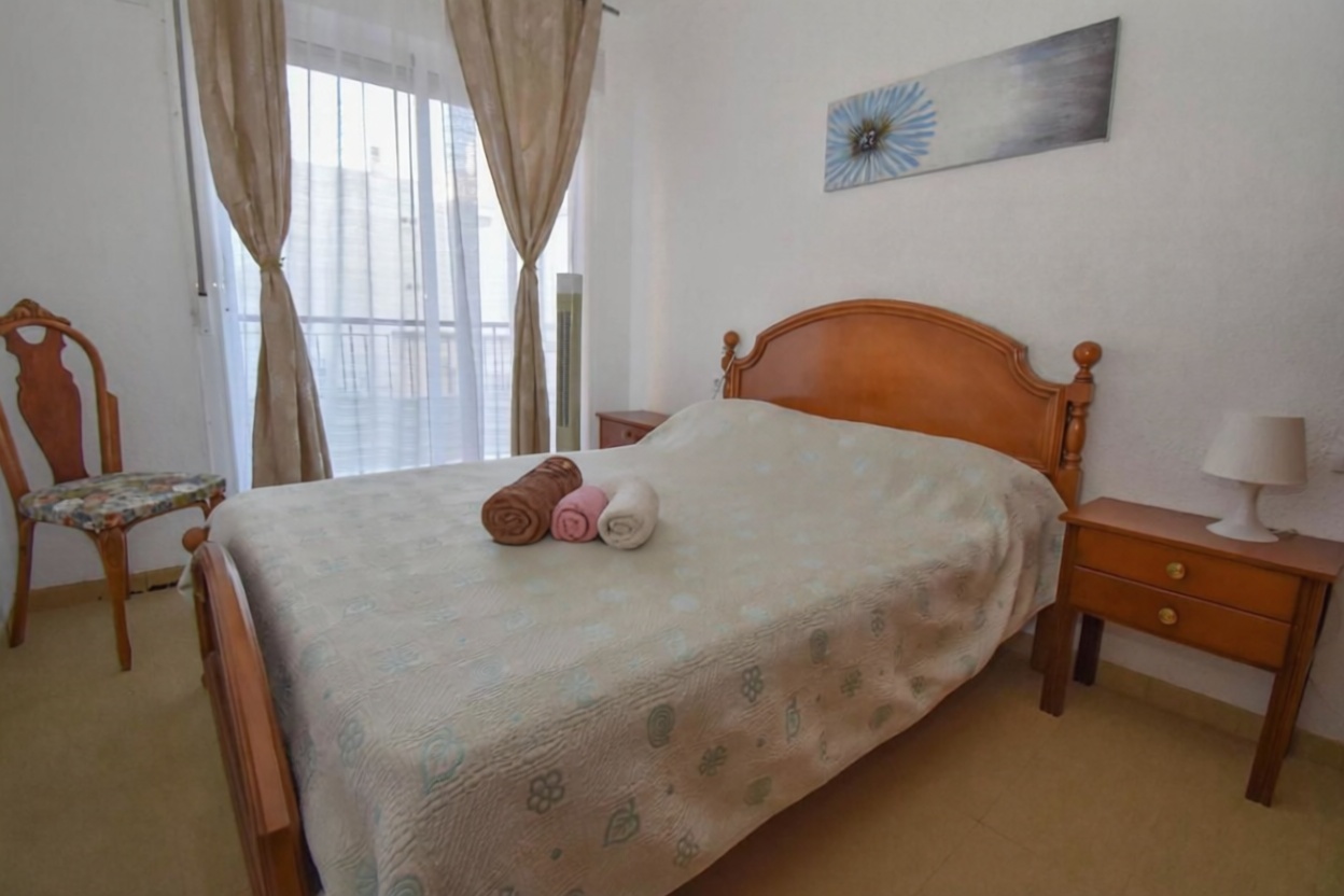 Appartement en première ligne de plage à Santa Pola — Chambre