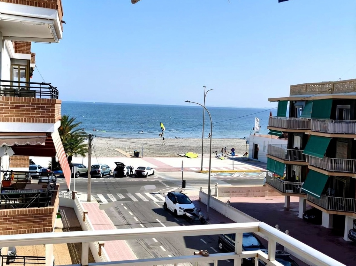 Wohnung in erste Strandlinie in Santa Pola