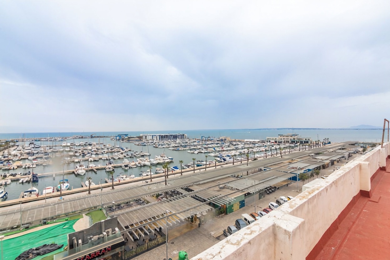 Penthouse in erste Meereslinie in Santa Pola