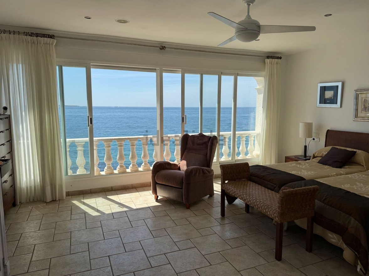 Chalet avec accès direct à la plage à Santa Pola — Sanitaires