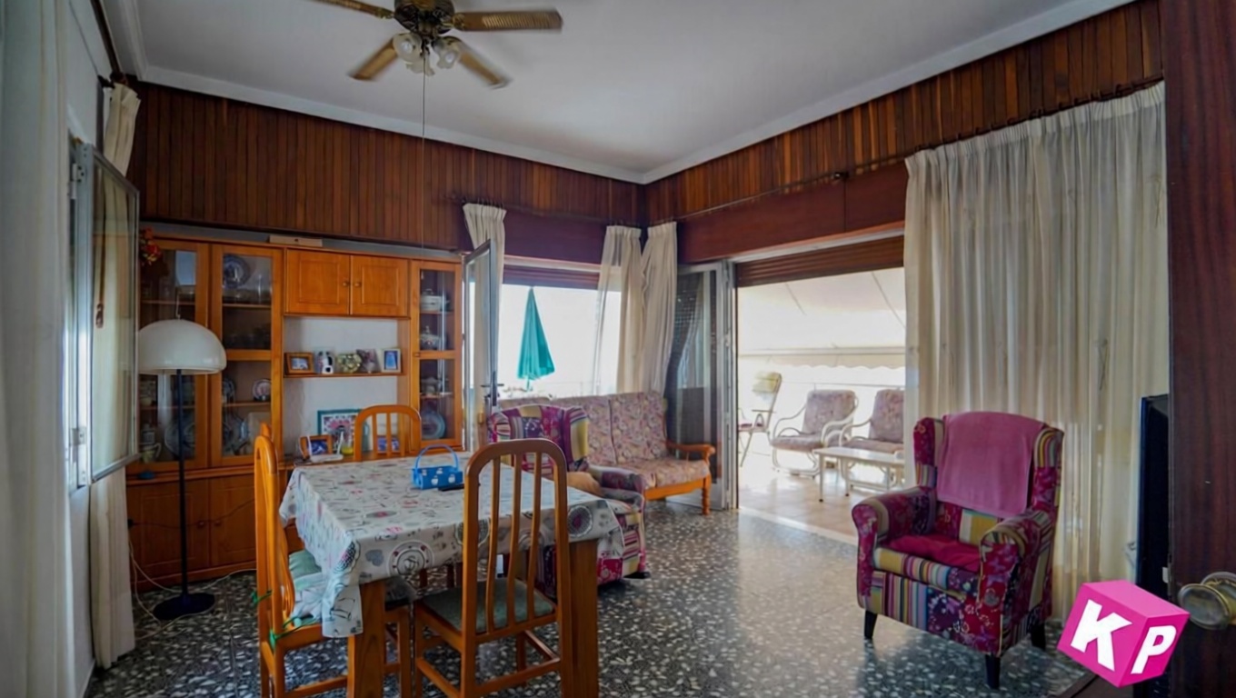 Chalet avec accès direct à la plage à Santa Pola — Séjour