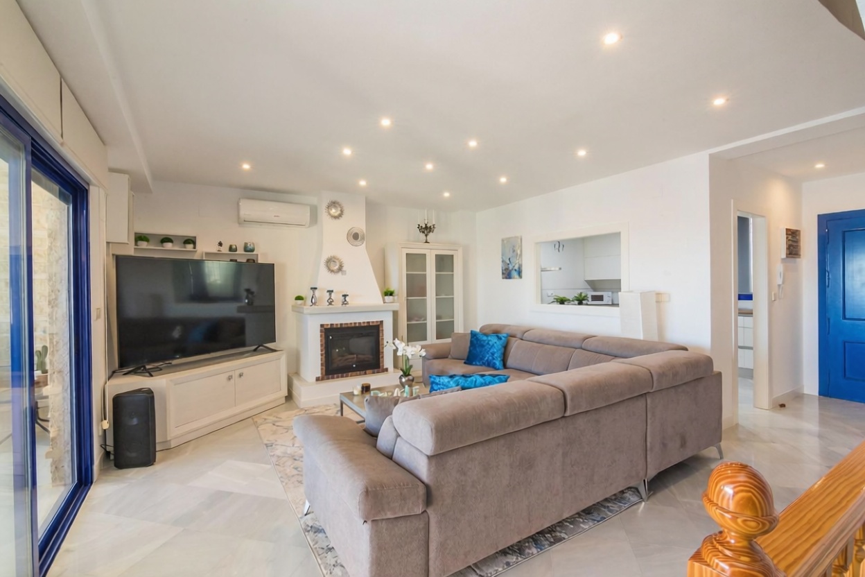 Chalet avec accès direct à la plage à Santa Pola — Séjour