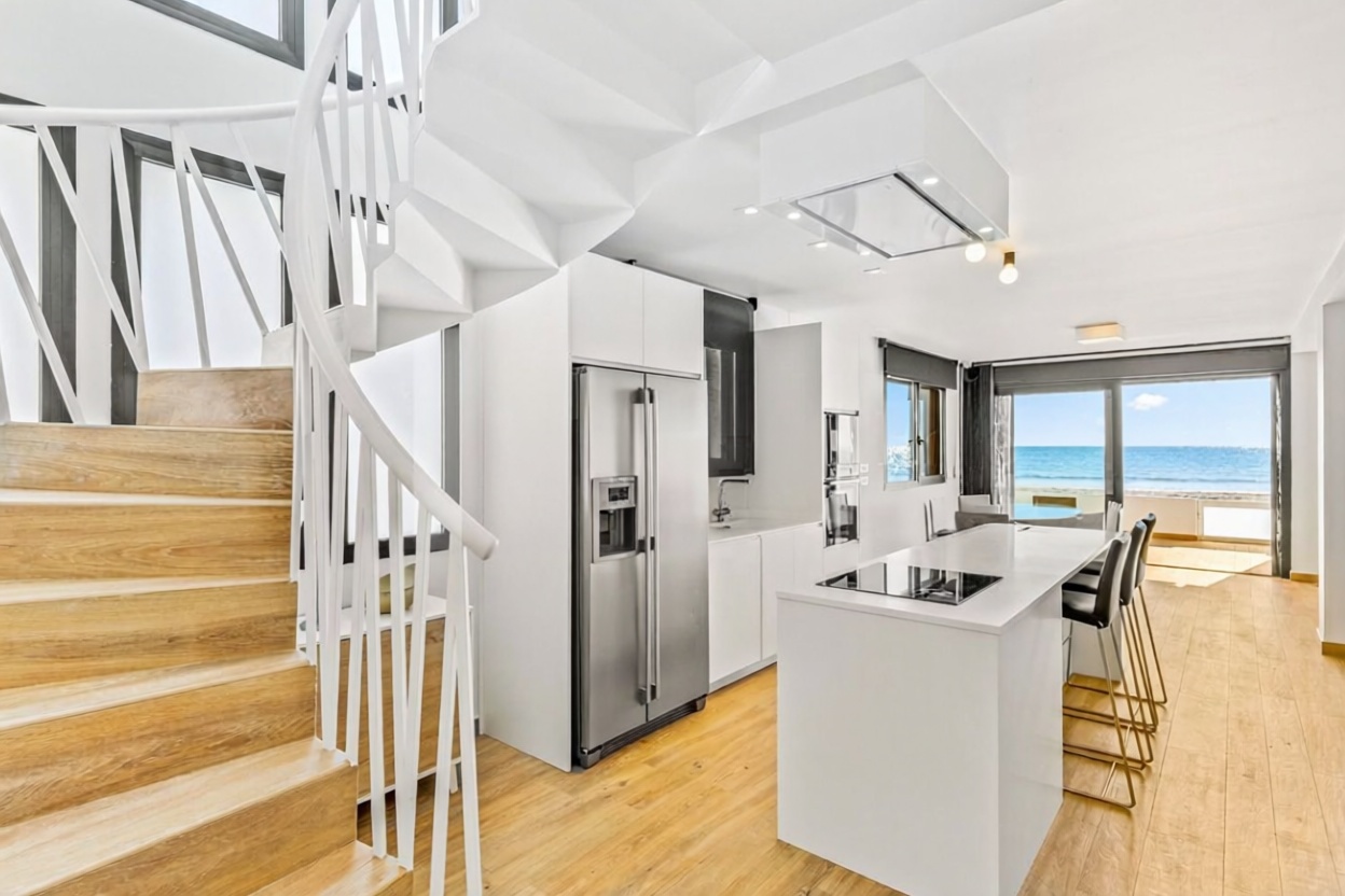 Chalet mit direkter Strandzugang in Santa Pola — Küche