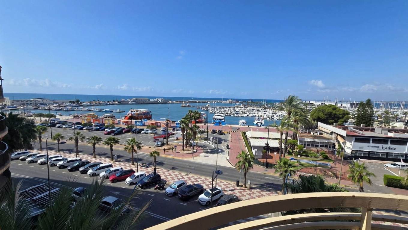 Piso en primera línea de playa en Santa Pola