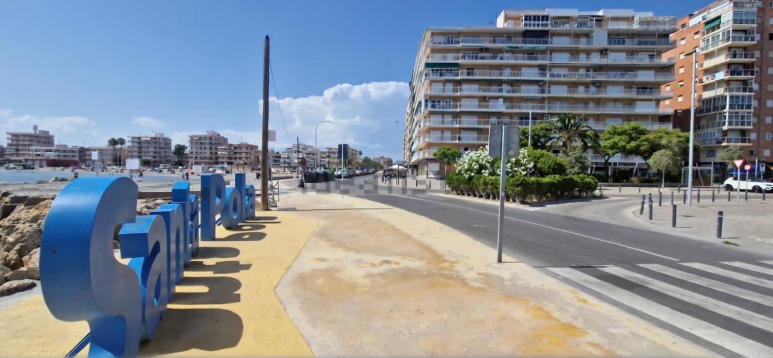 Piso en primera línea de playa en Santa Pola