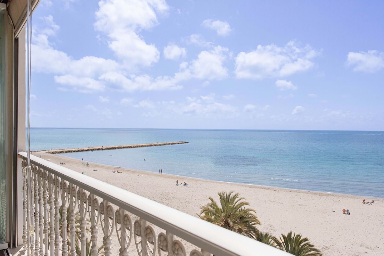 Ático em primeira linha de mar em Santa Pola — Terraço mar