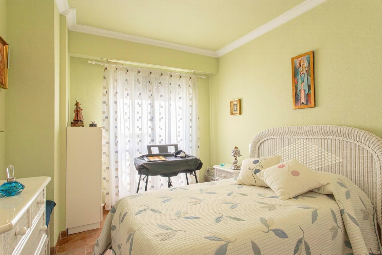 Ático em primeira linha de mar em Santa Pola — Quarto