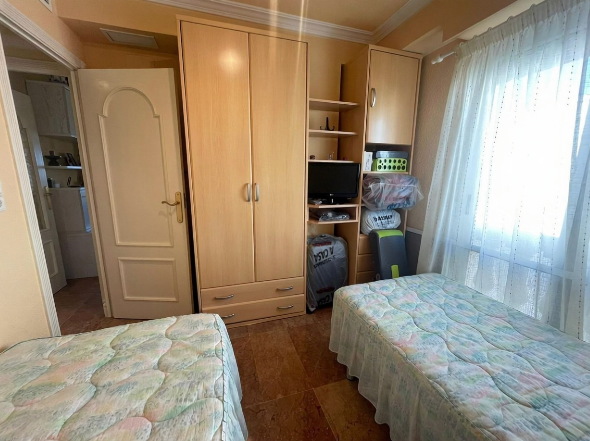 Wohnung in erste Strandlinie in Santa Pola — Schlafzimmer