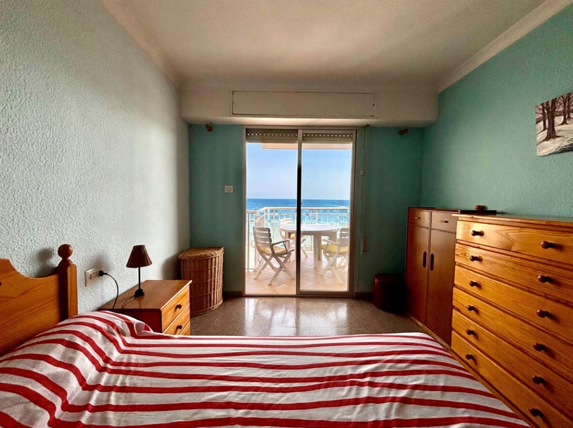Wohnung in erste Strandlinie in Santa Pola — Schlafzimmer
