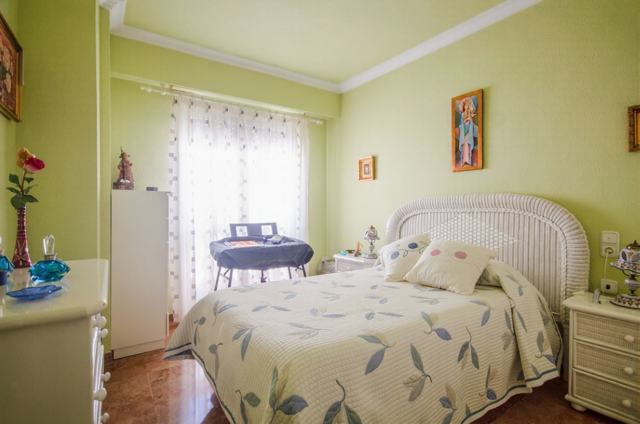 Wohnung in erste Strandlinie in Santa Pola — Schlafzimmer