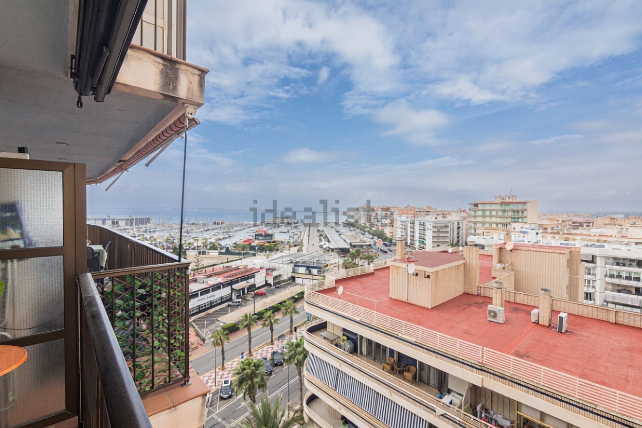 Piso en primera línea de playa en Santa Pola