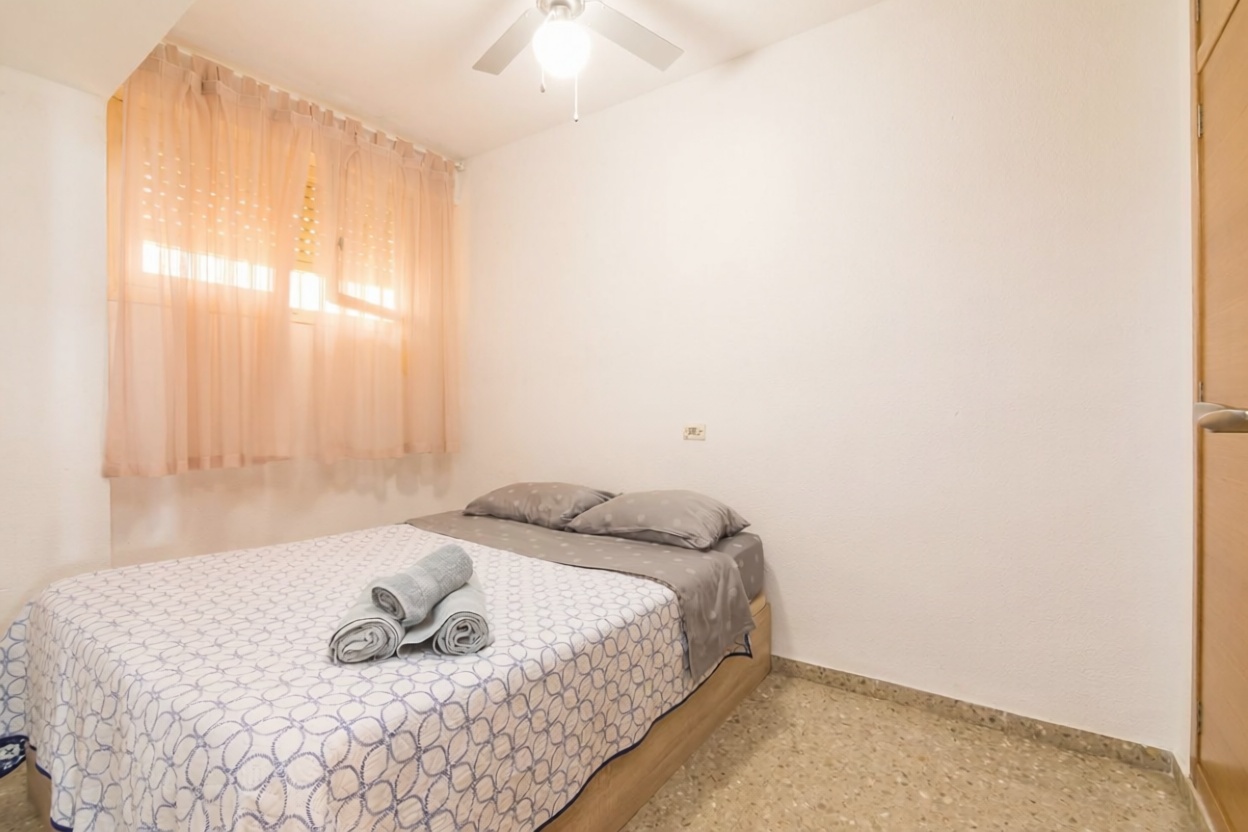 Wohnung in erste Strandlinie in Santa Pola — Schlafzimmer