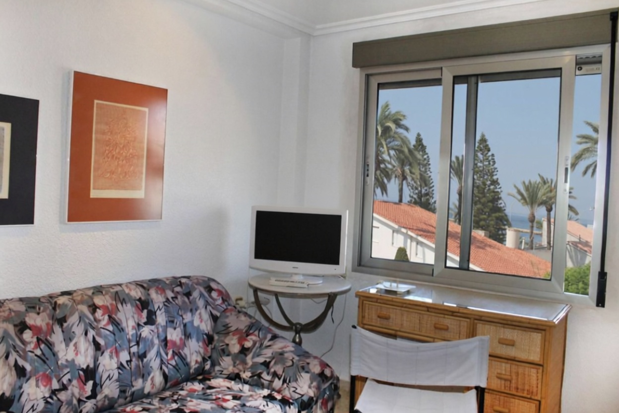 Wohnung in erste Strandlinie in Santa Pola — Meerblick