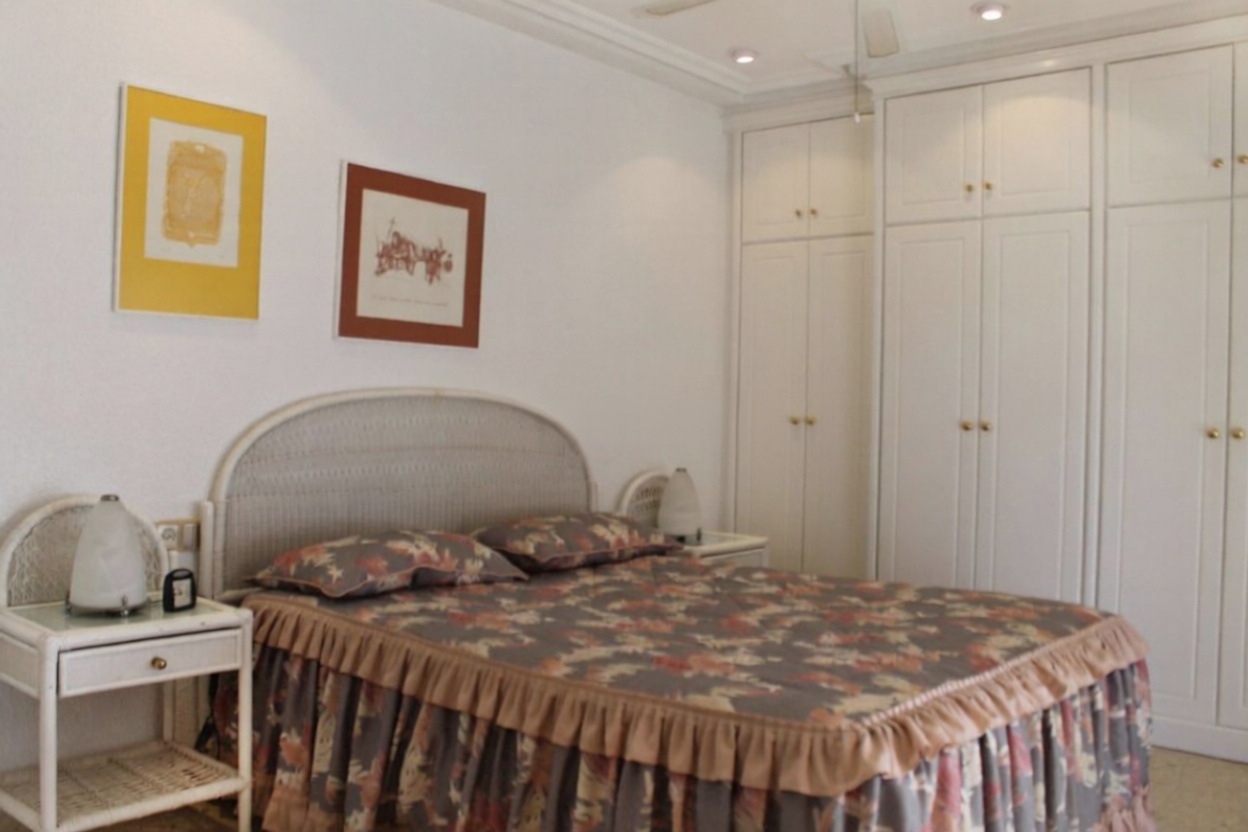 Wohnung in erste Strandlinie in Santa Pola — Schlafzimmer