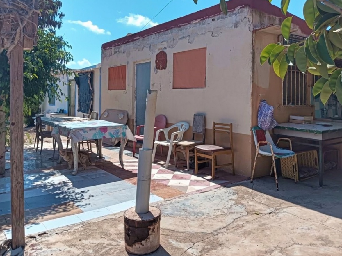 Casa de campo con acceso directo a playa en Santa Pola — Terraza