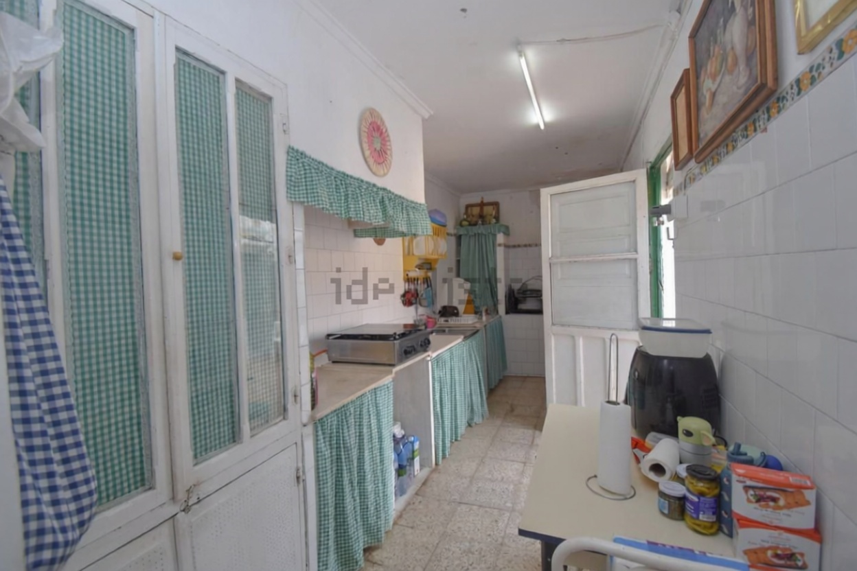Chalet con acceso directo a playa en Santa Pola — Cocina