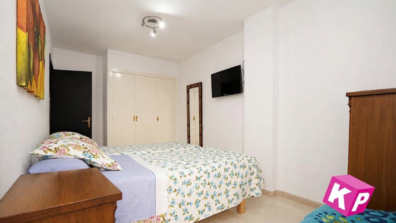 Piso en primera línea de playa en Santa Pola — Baño