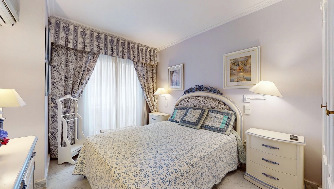 Appartement en première ligne de plage à Santa Pola — Chambre
