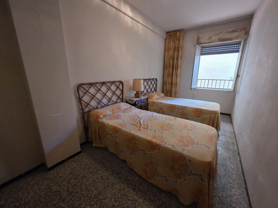 Appartement en première ligne de plage à Santa Pola — Chambre