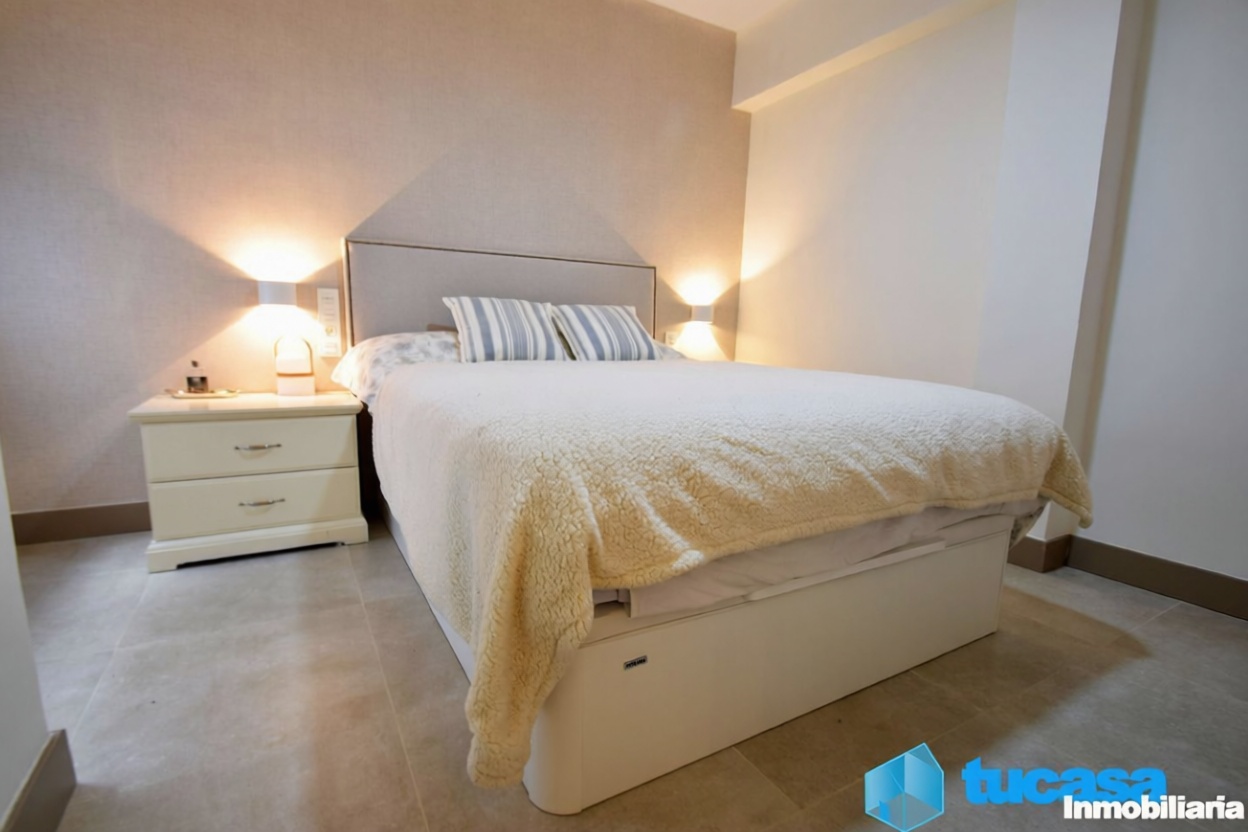 Piso en primera línea de playa en Santa Pola — Dormitorio