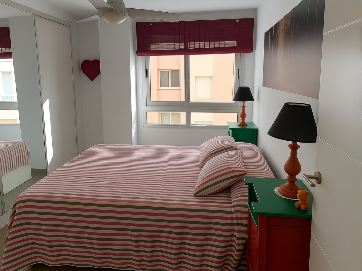 Piso en primera línea de playa en Santa Pola — Dormitorio