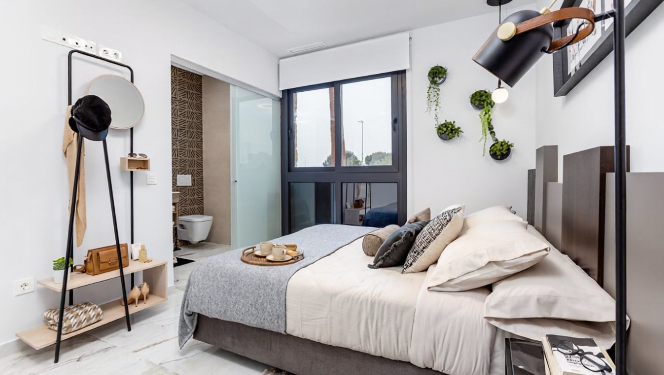 Appartement en attique en première ligne de mer à Guardamar del Segura — Chambre