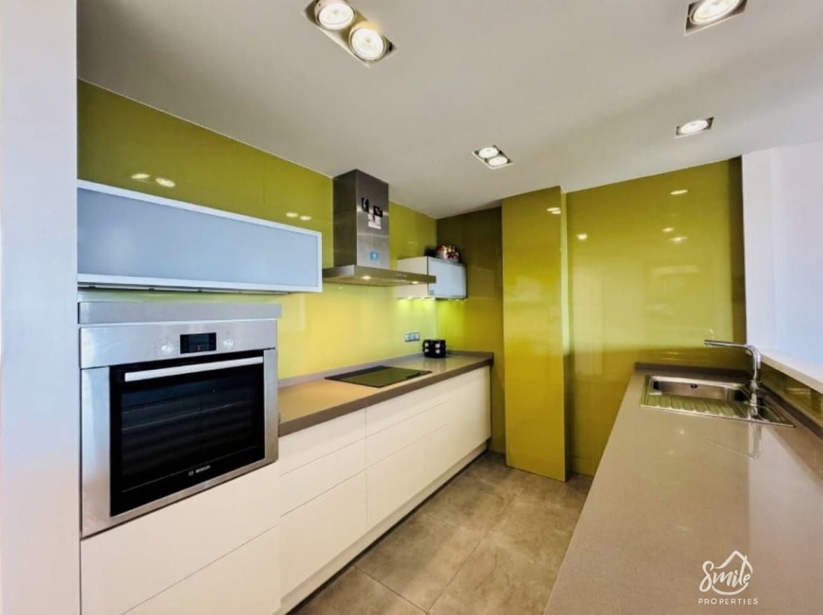 Chalet con acceso directo a playa en Guardamar del Segura — Dormitorio