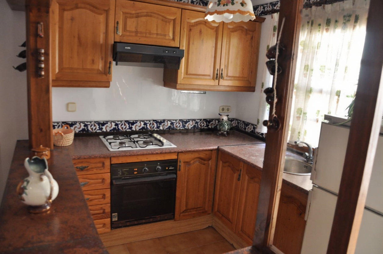 Chalet avec accès direct à la plage à Guardamar del Segura — Cuisine